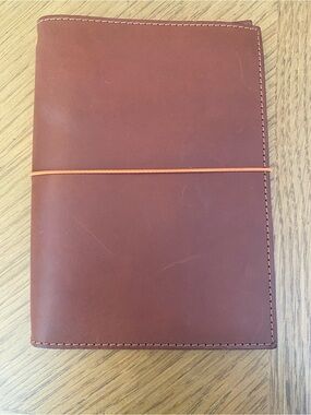 Paper Republic Portfolio A6 in Conac